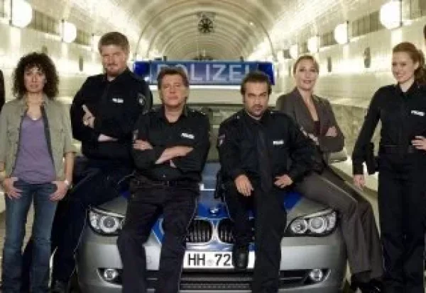 „Großstadtrevier": Drehstart mit Jan Fedder für die 27. Staffel Dirk Matthies wieder auf Streife im Hamburger Kiez