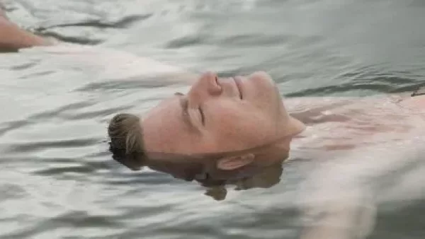 Deutscher Regiepreis Metropolis 2016: Friedrich Mücke als „Bester Schauspieler“ für „Unter der Haut“ ausgezeichnet