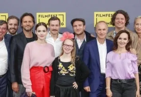 Deutschlandpremiere in Hamburg: SIMPEL