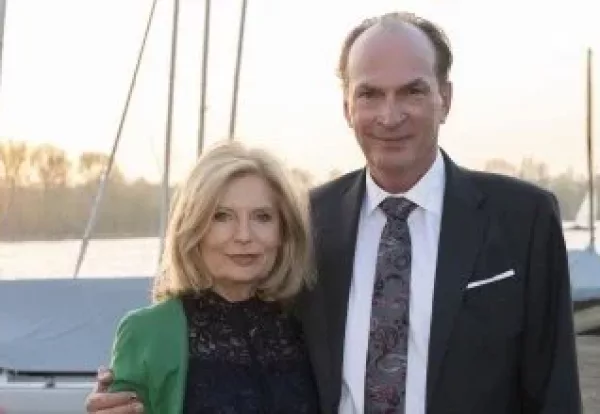 DIE KANZLEI öffnet ihre Türen Dreharbeiten zur dritten Staffel der ARD-Anwaltsserie gehen in Hamburg weiter