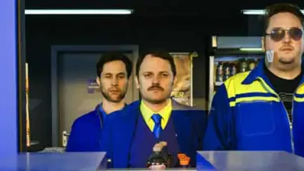 Serienstart f&uuml;r ZDFneo-Sitcom TANKEN &ndash; MEHR ALS SUPER