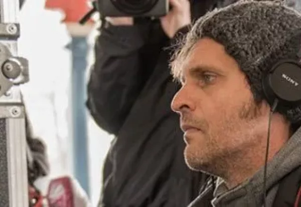 Deutscher Regiepreis Metropolis 2018: Markus Goller ist für SIMPEL für den Regiepreis METROPOLIS 2018 nominiert