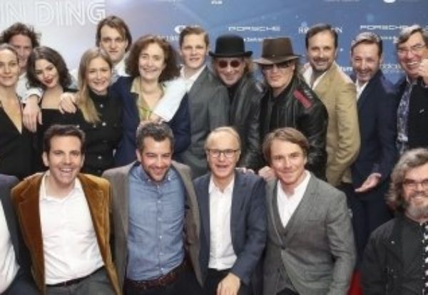 Hamburg feiert mit Standing Ovation die Weltpremiere vom neuen Kinofilm LINDENBERG! MACH DEIN DING