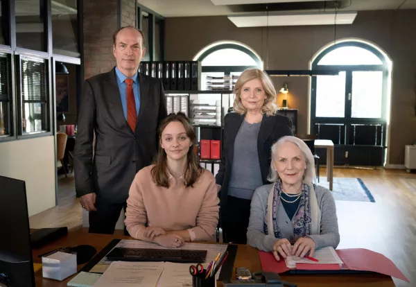 Neue Staffel DIE KANZLEI mit Sabine Postel und Herbert Knaup im Ersten