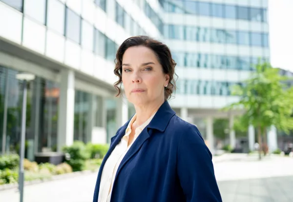 Deutscher Fernsehpreis: Désirée Nosbusch für ihre Rolle der Anna Conti aus CONTI – MEINE ZWEI GESICHTER nominiert